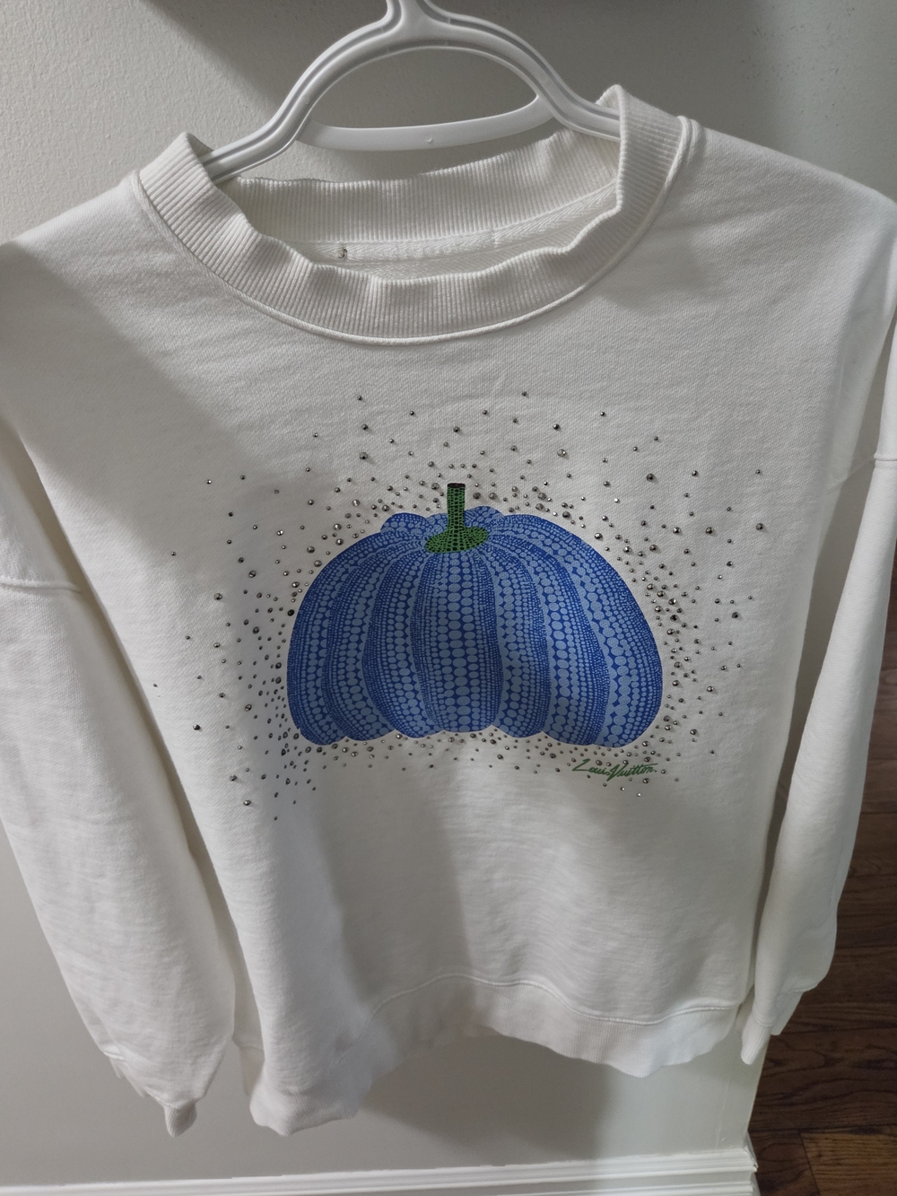 RARE AUTH Louis Vuitton Yayoi Kusama Collab Crewneck Sweater with Blue Pumpkin - Picture 2 of 3